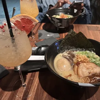 JINYA Tonkotsu Black*