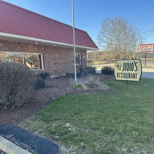 the front of the restaurant