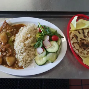 Delicioso pezcado recien hecho ven y disfruta de este rico plato