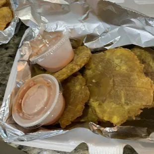 Tostones