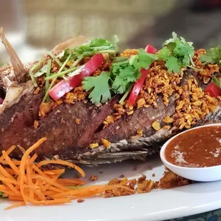 Whole fried fish