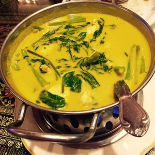 3. Taepo Chicken Curry