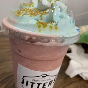 Im in Love --- unicorn latte