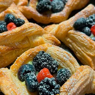 Mixed berries Custard pastry