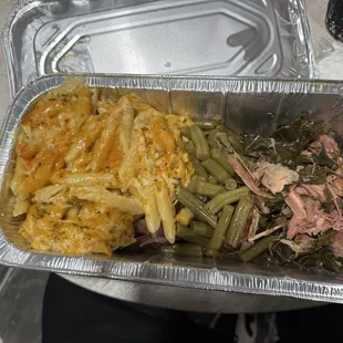 Soul Turkey Leg with Mac N' Cheeseand Turkey Collard Greens and green beans