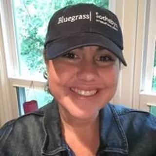 Laura R.