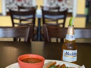 El Azteca Mexican Grill