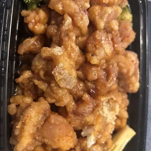 J12. General Tso&apos;s Chicken