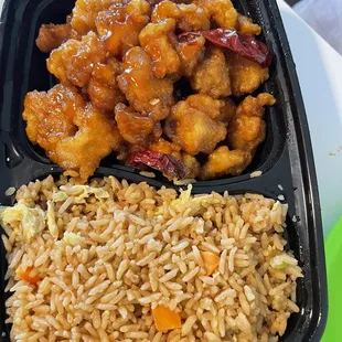 L7. General Tso's Chicken Lunch Special