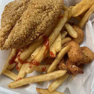 Lunch Special: Supposed to be 1pc &quot;catfish&quot; and 6 shrimp