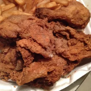 Yuuuuuck! There chicken is dead awful! It's a heart attack waiting to happen! It taste like it's cooked in old grease. Gross.