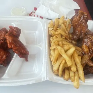 Bbq/Buffalo Wings Dinner