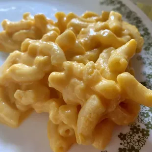 Mac &amp; cheese. OK, not great.