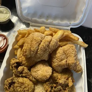 Catfish and Oysters 2 Item Fish Combo