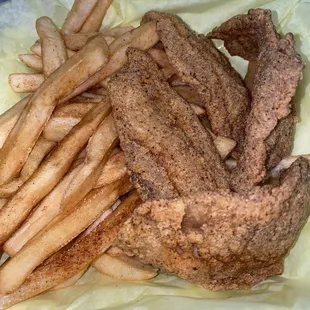 4 Pc Red Snapper w/ Fries