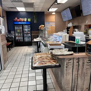 Drinks, toppings, baked goods