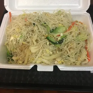 ramen and noodles, food