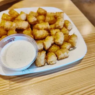 Half an order of tater tots. Huge! What a value.