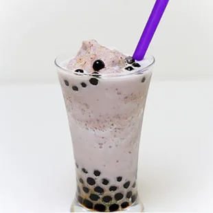 Red bean smoothie or milk Tea
