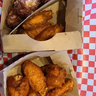 3 varieties of wings on 50cent wing wednesday