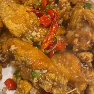 Double Fried Chicken Wings (Honey Chili)