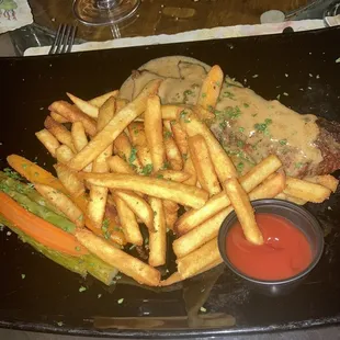 Steak Frites Au Poivres