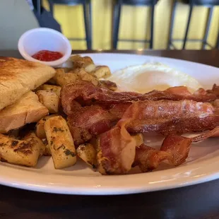Bacon &amp; 2 Eggs, with potatoes and toast