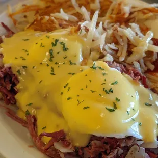 Corned Beef eggs Benedict