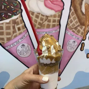 Peanut Buster Sundae