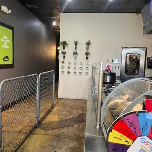 Leslie, Dulce and Jamie are the best !! I've been coming here for over a year. The best vegetarian place ever !! A better chipotle.