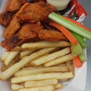 chicken wings and fries