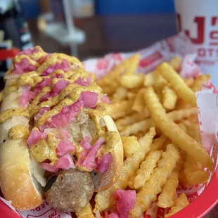 The delicious Kasekreiner sausage with the ice cold fries