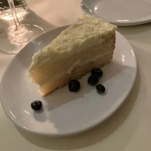 Lemoncello Cake
