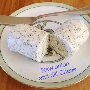raw onion and dill cheve