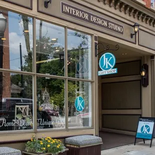 Located on Historic Medina Square