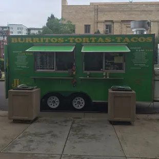 New trailer across the street same burritos better than ever