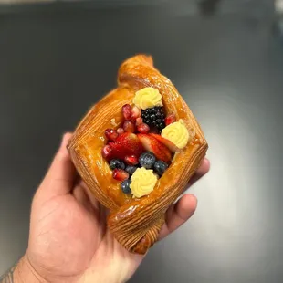Mix Berry Diamond Danish