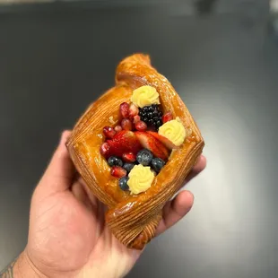 Mix Berry Diamond Danish