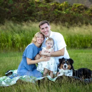 The Car Family&apos;s Holiday Photo