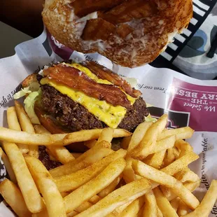 Bacon Cheeseburger