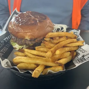 Bacon Avocado cheeseburger with fries (requested no seasoning)