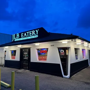 outside, sushi and sashimi