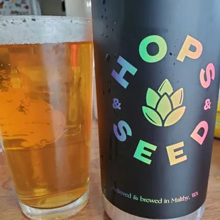 Enjoying at home the Helles Lager by Hops and Seed!