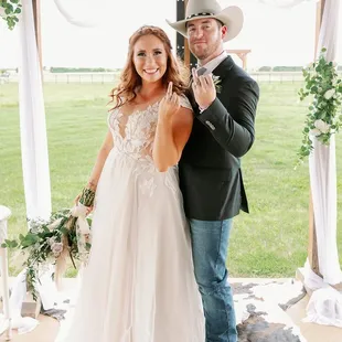 Another gorgeous couple's beautiful day under the pavilion.