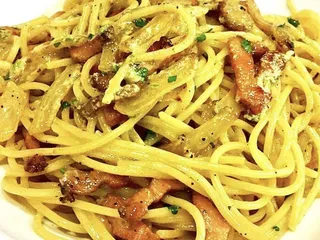 The Lounge At Gilda's