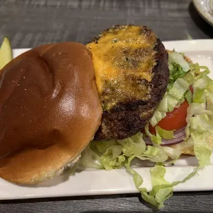 Carloni&apos;s Triple Blend Burger