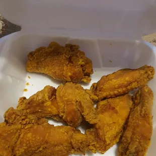 Fried chicken wings