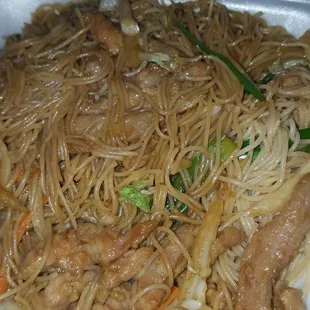 Beef chow Mei fun