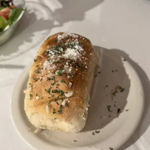 a plate of bread and salad