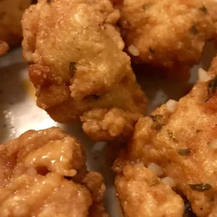 I'd avoid chicken chunks from a pizza place, unless we're talking about Jo Jo's hand cut, hand breaded chunks!  Get 'em!